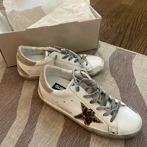 NEW & never worn superstar low top Golden Goose sneakers